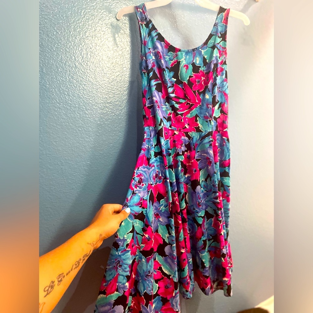 Super cute Vintage country romance dress